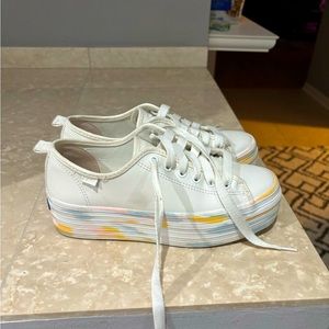 White leather platform sneakers